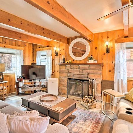 Wrightwood Cabin With Cozy Interior! Экстерьер фото
